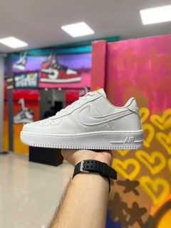 NIKE AIR FORCE BRANCO