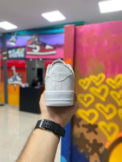 NIKE AIR FORCE BRANCO - Tenis Bessa