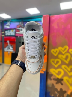 NIKE AIR FORCE SHADOW SALMÃO - comprar online