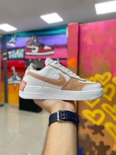 NIKE AIR FORCE SHADOW SALMÃO na internet