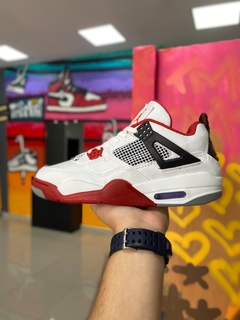 NIKE AIR JORDAN 4 BRANCO/VERMELHO