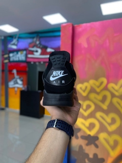 NIKE AIR JORDAN 4 PRETO - Tenis Bessa