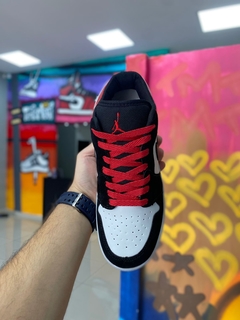 NIKE AIR JORDAN LOW PONTA PRETA - comprar online