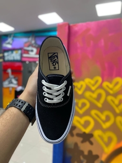 VANS AUTHENTIC PRETO/BRANCO - comprar online