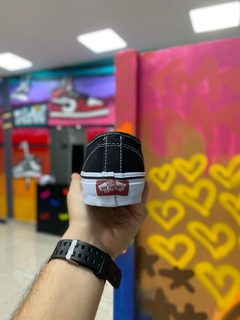 VANS AUTHENTIC PRETO/BRANCO - Tenis Bessa