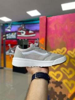 VANS ULTRA RANGER CINZA na internet