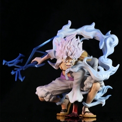 Action figure Luffy Gear 5 na internet