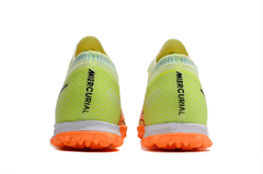 Nike SOCIETY na internet