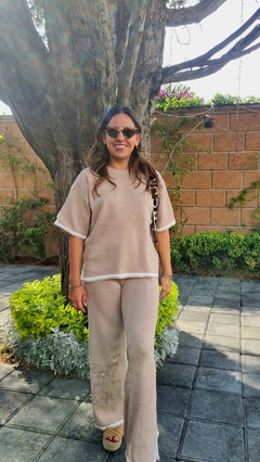 Set tejido delgado linea blanca