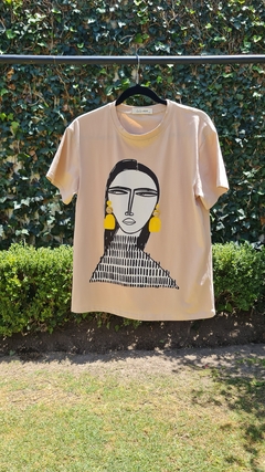 Imagen de playera de mujer