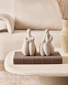 Escultura mulher em poliresina - FAJARDO DECOR
