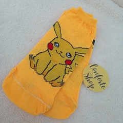soquete pikachu amarillo