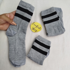 Medias 3/4 gris con linea negra - comprar online
