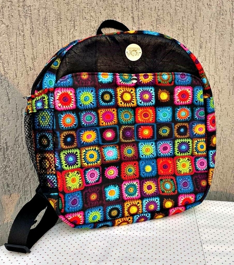 Mochila Média crochê color