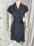 Vestido Cinza Estampa Risca de Giz Luigi Bertolli TAM.40 CÓD.301 - La Dorita Brechó