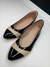 Sapatilha verniz preto bico fico, detalhe rose - Evellym Rasteirinhas
