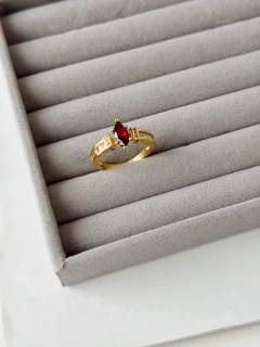 Anillo diamante rojo talle 20/21 en internet