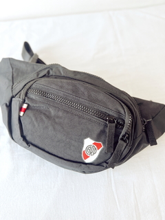 Riñonera de river (negro) - comprar online