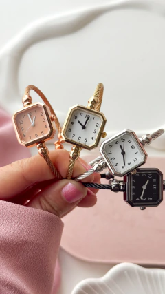 Reloj wanda
