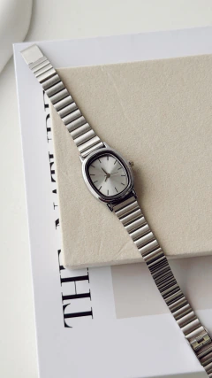 Reloj yuna PLATEADO - tienda online