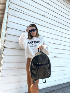 Mochila ibiza (negra-con tachas) en internet