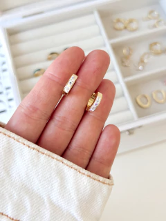 Imagen de Aros Fiorella acero dorado