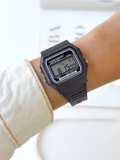 Reloj tipo casio goma (negro)