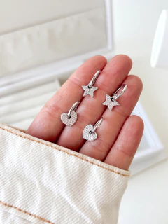 Argollitas con dije acero quirurgico (corazon) cod.126 en internet