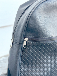 Mochila ibiza (negra-sin tachas) - comprar online