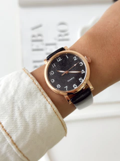 Reloj britany negro