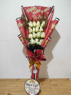 RAMO DE 15 ROSAS en internet