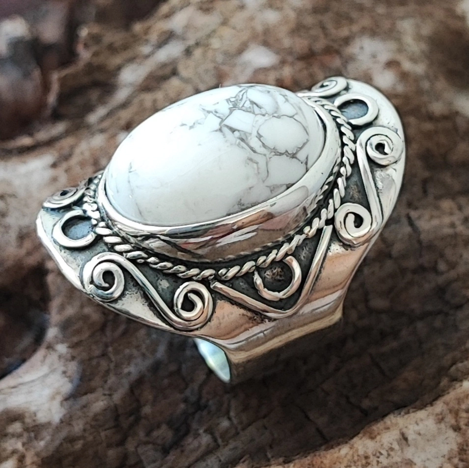 Anel Howlite Branca 02