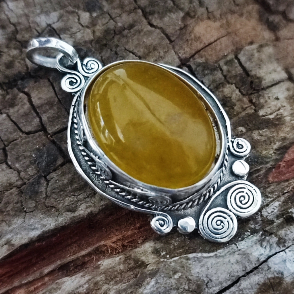 pingente jade amarela 03