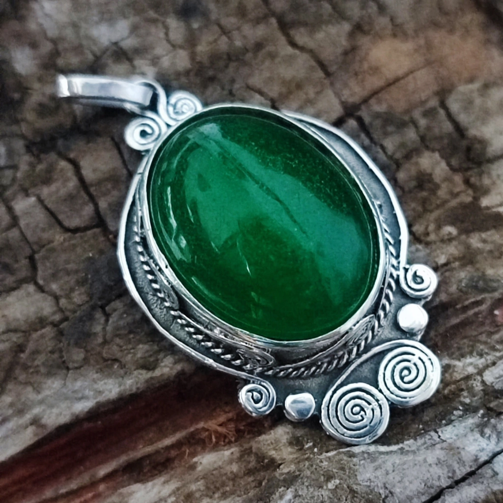 Pingente Jade Malásia 03