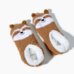 Pantuflas FOREVER 21 Panda