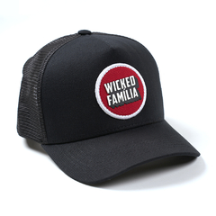 familia hat - wicked família