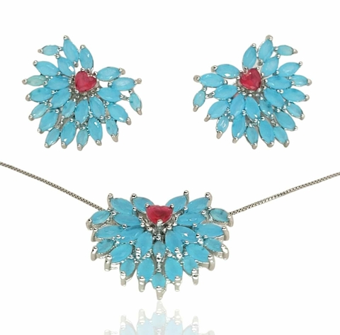 Conjunto Azul Celeste Coração estilizado