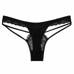 Conjunto triángulo de encaje y less con tiras en negro - Olimpia