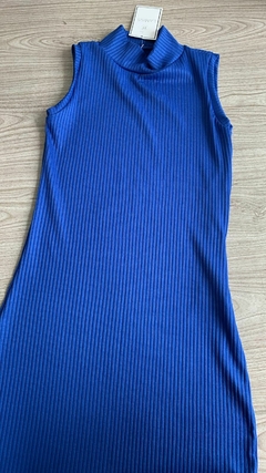 Vestido curto na internet