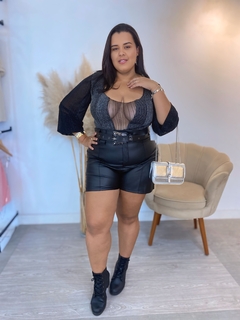 Short napa plus size - comprar online
