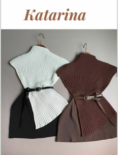 Blusa Catarina na internet