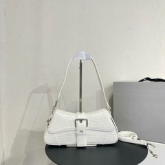 Cartera Brooke en internet