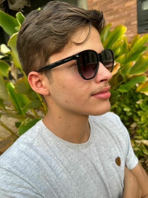 Solar HEXAGONAL EM ACETATO