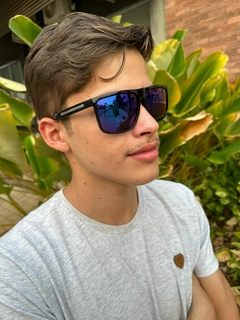 Óculos de sol azul espelhado polarizado