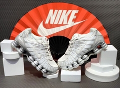 Nike Shox 12 Molas