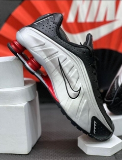 Nike Shox R4 Molas