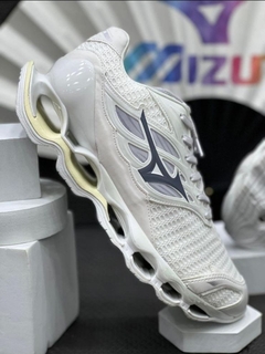 Mizuno Prophecy 11 S