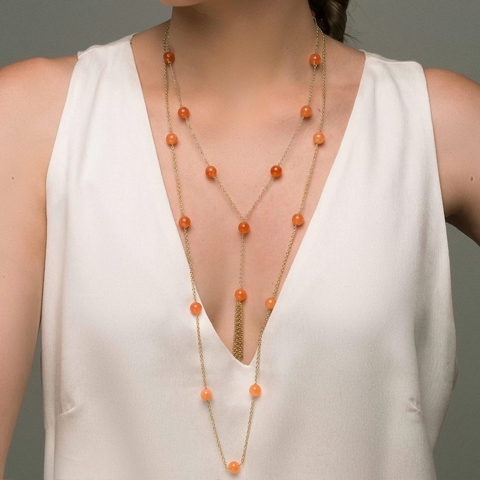 Colar gravata em jade laranja com tassel corrente