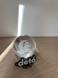 Esfera de cristal en internet