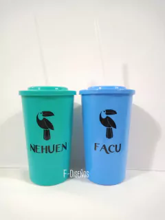 Souvenir vaso con tapa y sorbete en internet